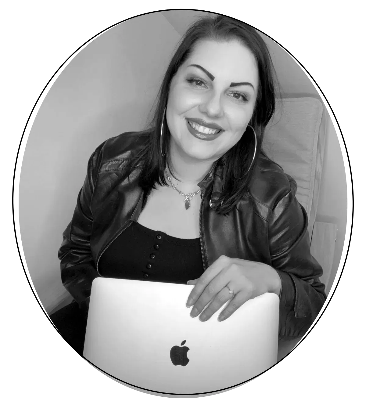 Tina Zavacka, founder and brand and website designer at Dream Wild Studio Tina Zavacka, founder and brand and website designer at Dream Wild Studio